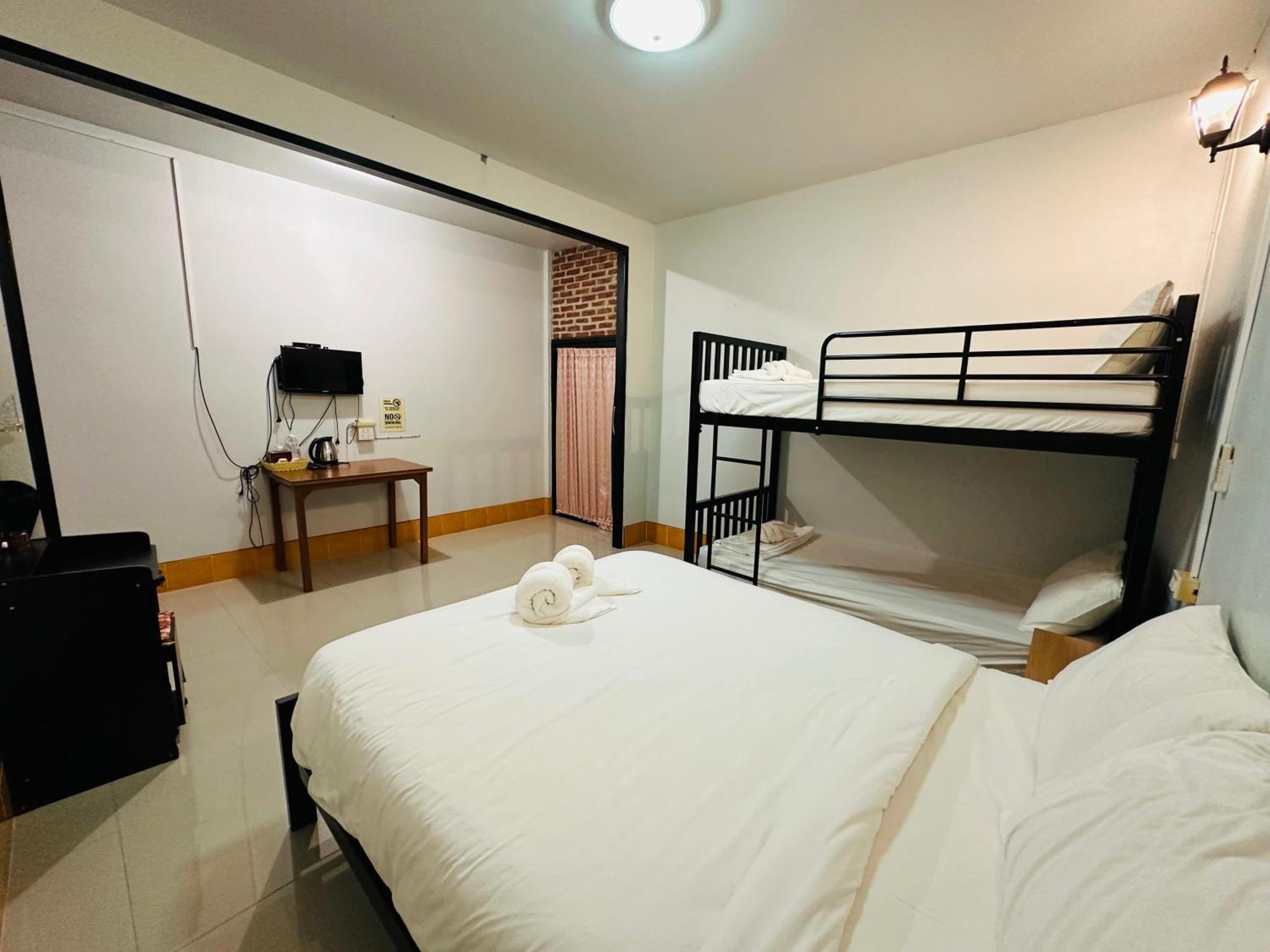 Koh Jum Bungalow & Hostel Экстерьер фото