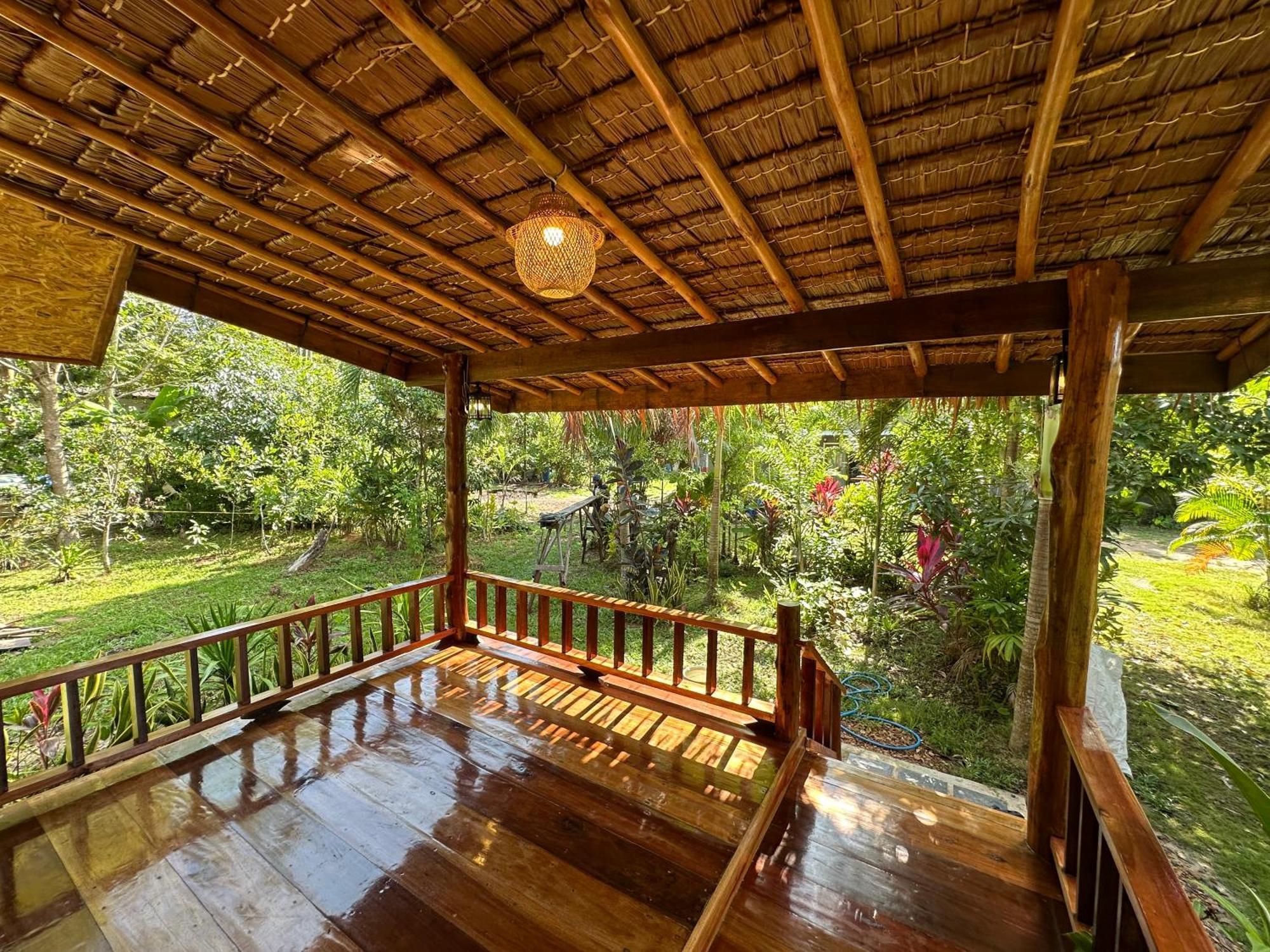 Koh Jum Bungalow & Hostel Экстерьер фото