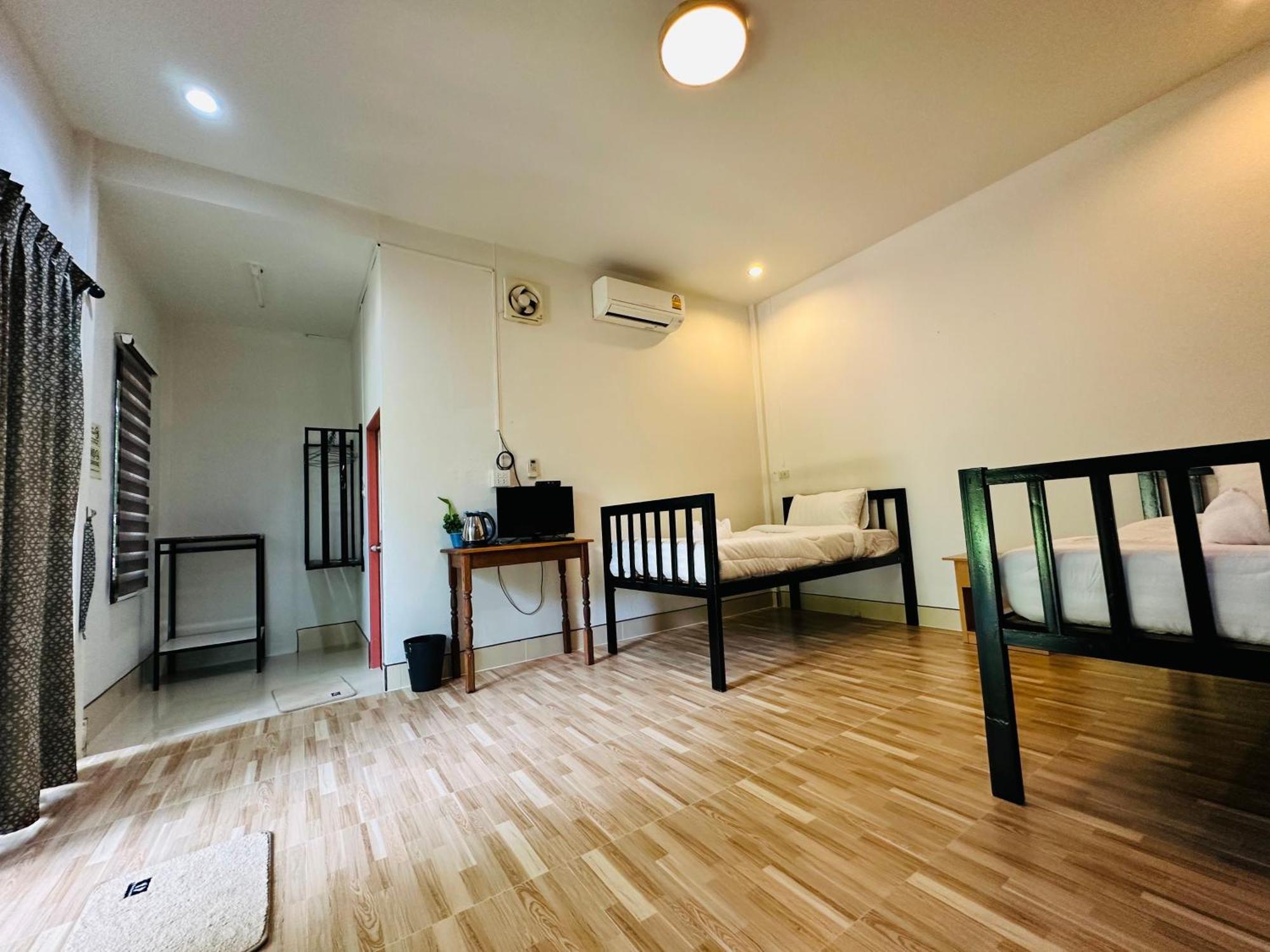 Koh Jum Bungalow & Hostel Экстерьер фото